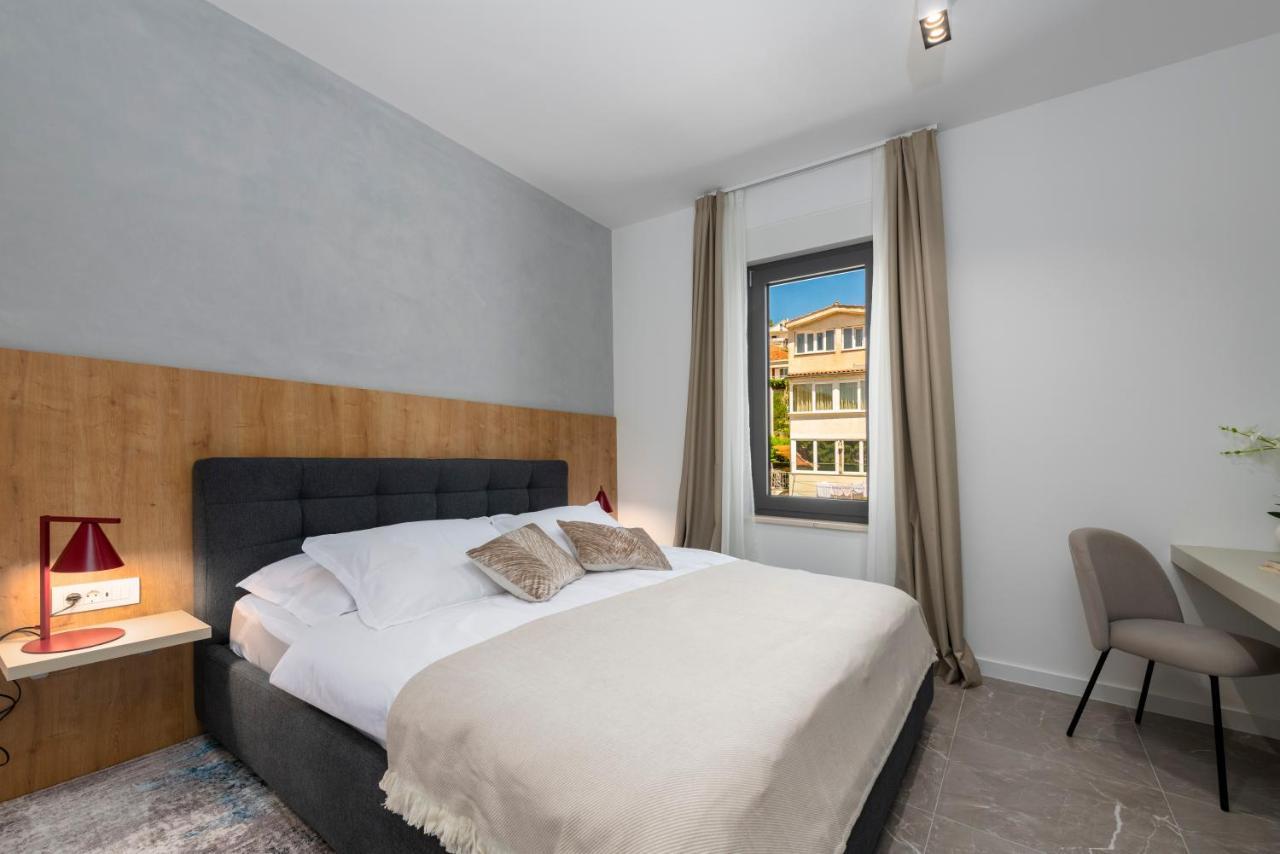 Luxury Mazza -leonarda *